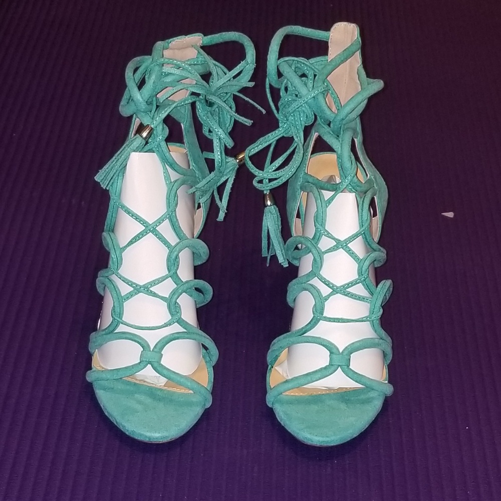 SIZE 6.5&7 LEFT! Caged LaceUp Gladiator Heel - Picture 4 of 6